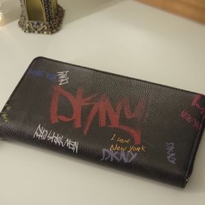 DKNY Wallet